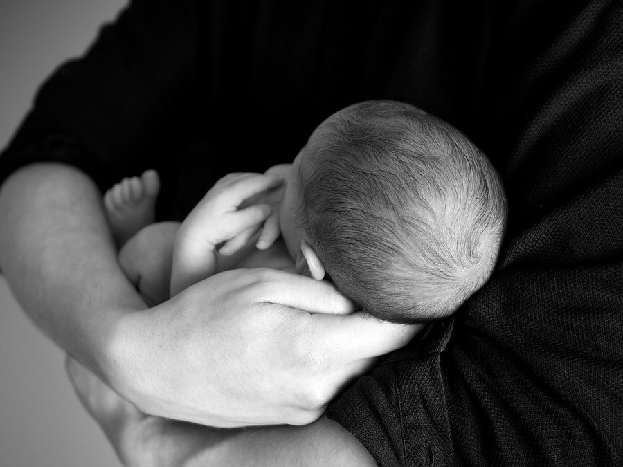 Els còlics del lactant es poden resoldre amb l’osteopatia